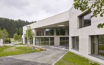 Schulhaus Zinzikon in Winterthur